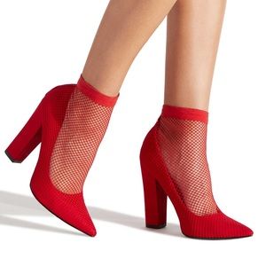 Aria Fishnet Sock Heel